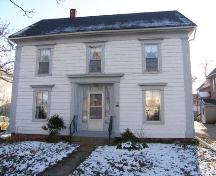 Photograph 3 of 401 St. George Street